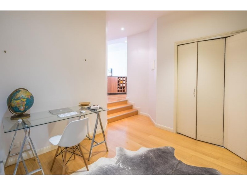 207 / 24 MACQUARIE STREET, Teneriffe QLD 4005