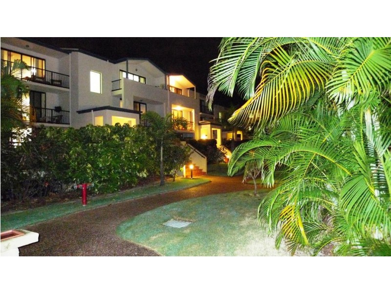 38 Labrador Street, Labrador QLD 4215
