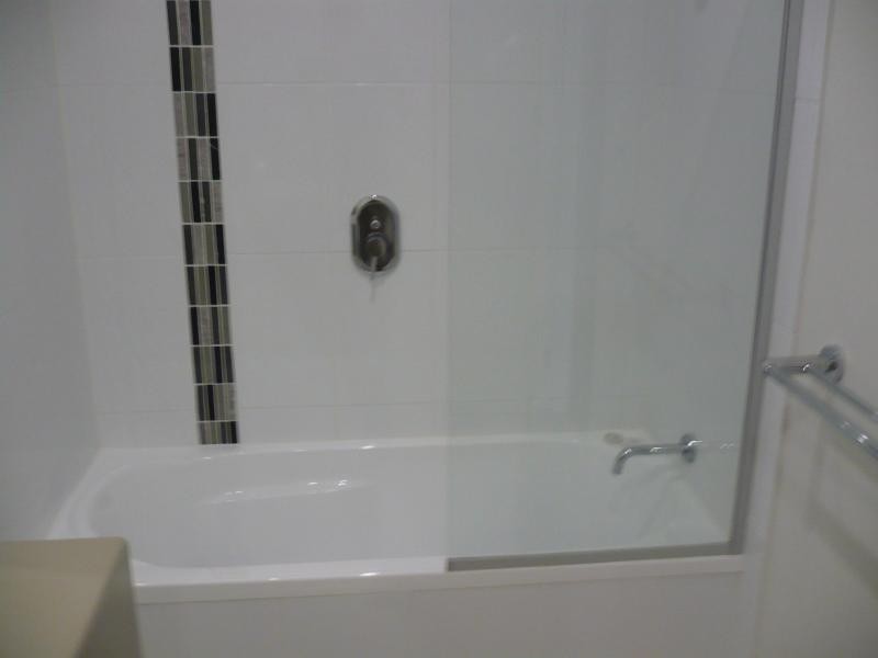 28 CASTELLO CIRCUIT, Varsity Lakes QLD 4227