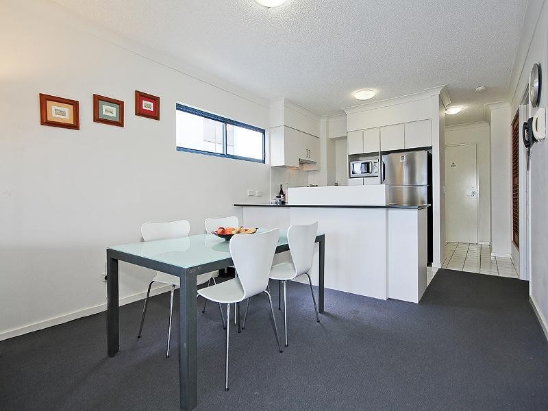 21 Patrick Lane, Toowong QLD 4066