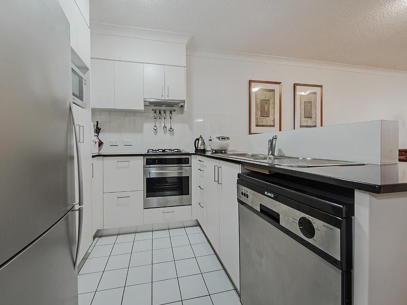 21 Patrick Lane, Toowong QLD 4066