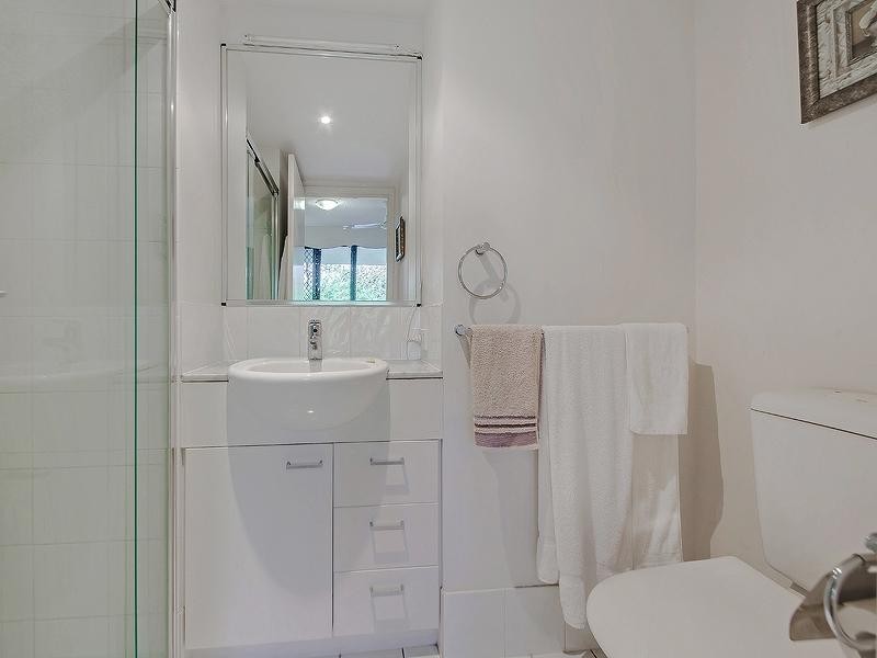 21 Patrick Lane, Toowong QLD 4066