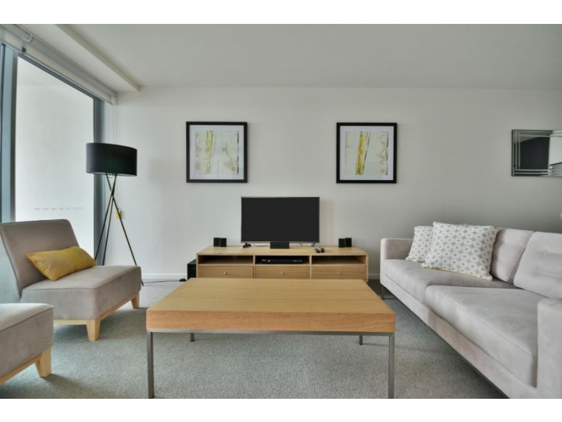 18 Thorn Street, Kangaroo Point QLD 4169