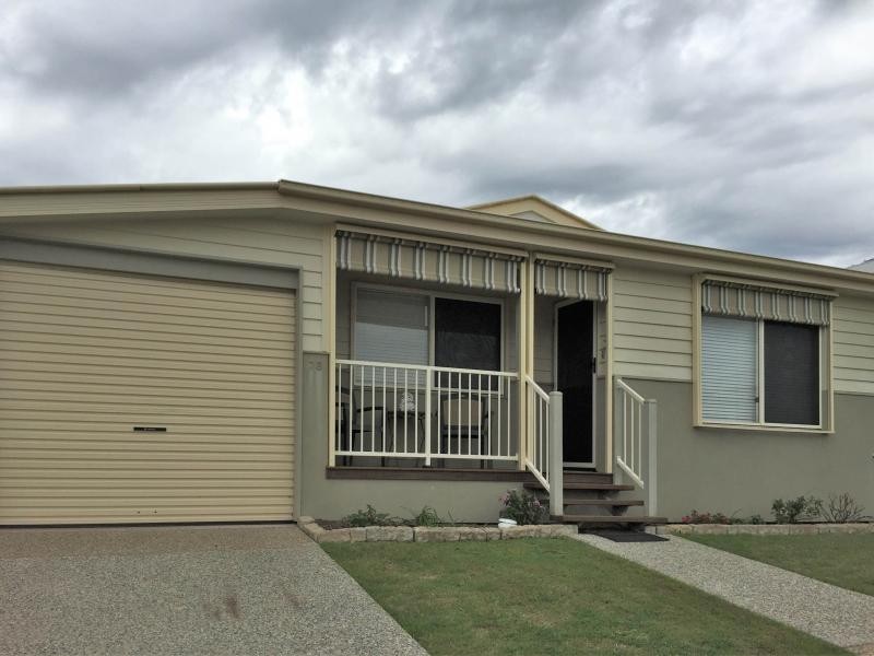 2B/45 Sealy Street, Silkstone QLD 4304