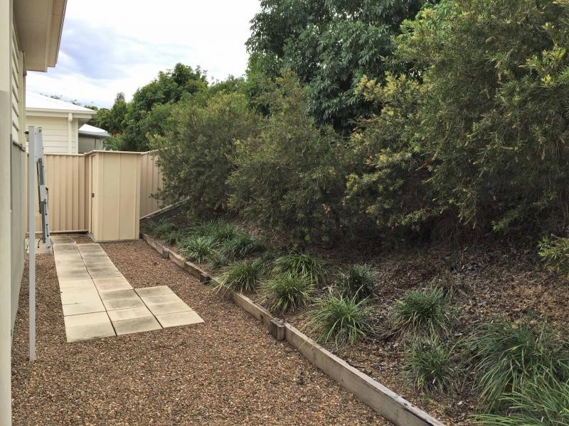 2B/45 Sealy Street, Silkstone QLD 4304