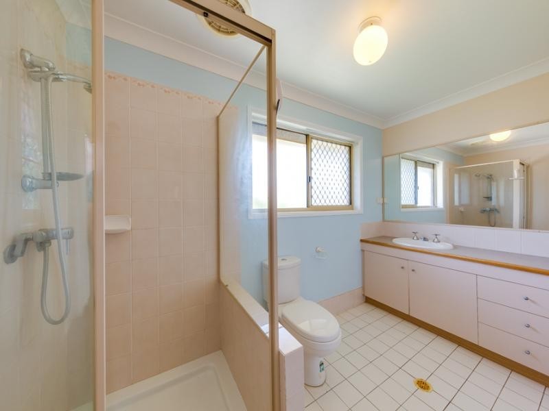 49 Bordeaux St, Eight Mile Plains QLD 4113