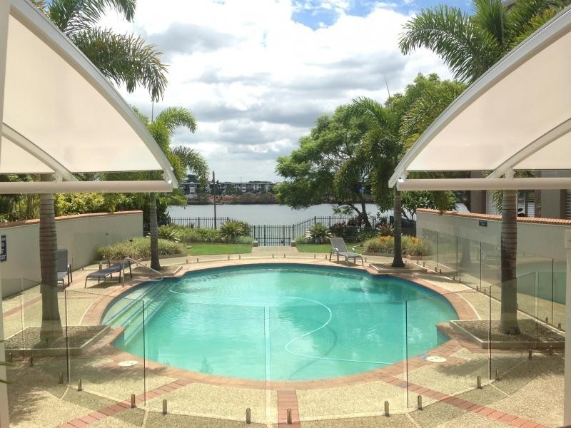 27 Vernon Terrace, Teneriffe QLD 4005
