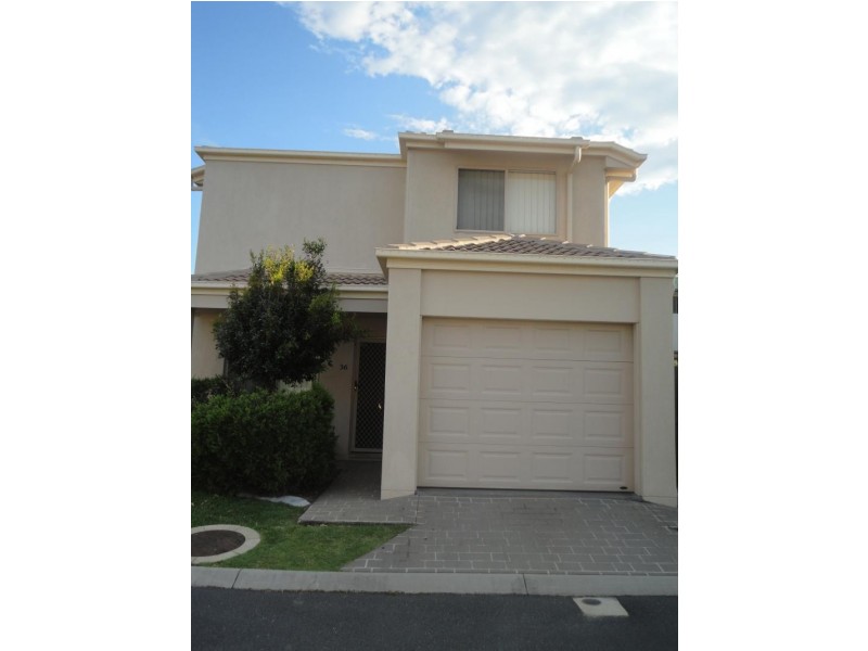 36 Johnston Street, Carina QLD 4152