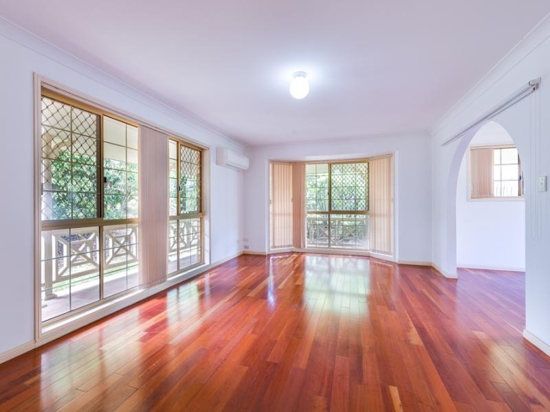 49 Bordeaux St,, Eight Mile Plains QLD 4113