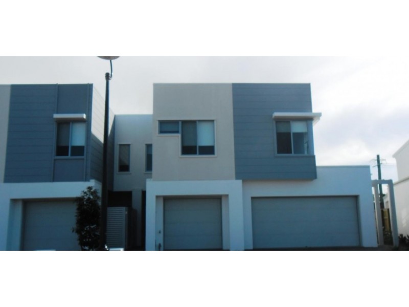 20 North Quay Circuit, Hope Island QLD 4212