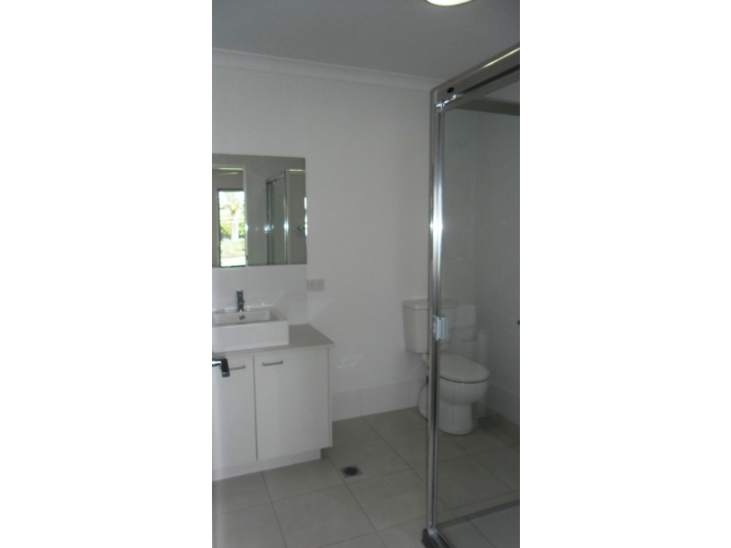 20 North Quay Circuit, Hope Island QLD 4212