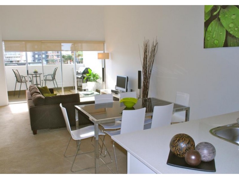 1 Ella St, Newstead QLD 4006