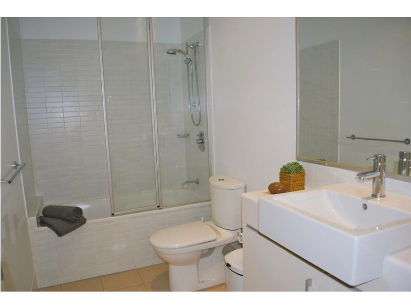 1 Ella St, Newstead QLD 4006