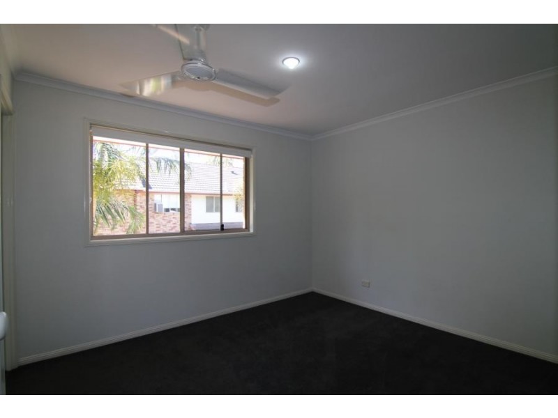 14 / 643 Pine Ridge Road, Biggera Waters QLD 4216