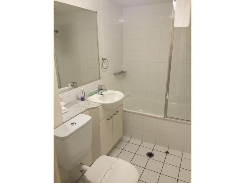 21 Patrick Lane, Toowong QLD 4066