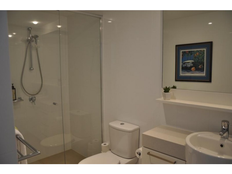 6502/323 Bayview Street, Hollywell QLD 4216