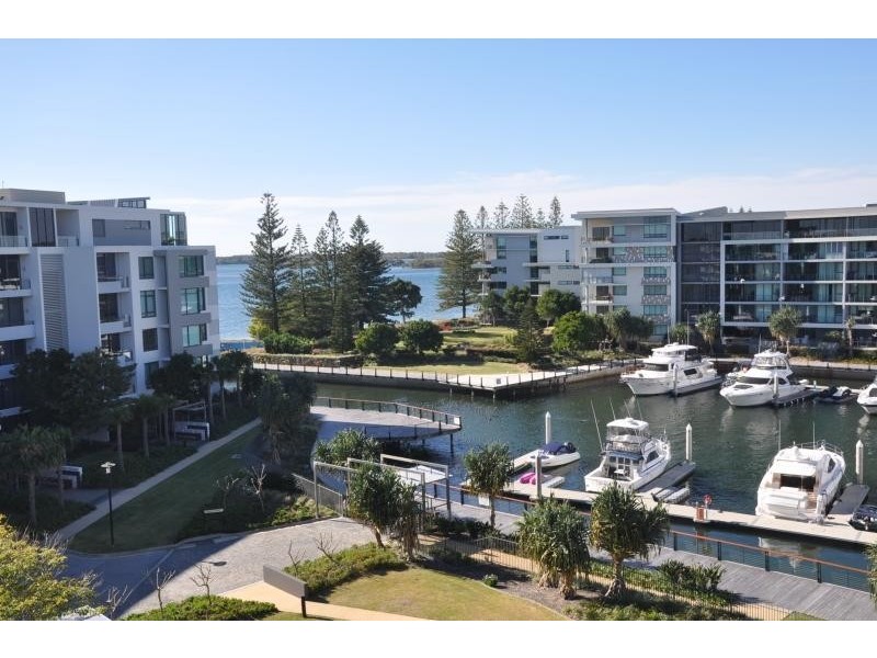 6502/323 Bayview Street, Hollywell QLD 4216
