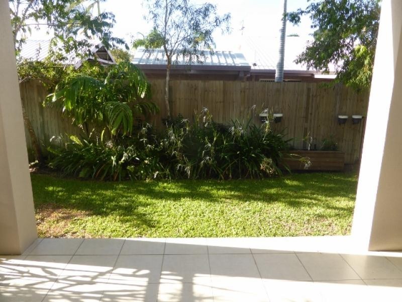 1 / 6-24 Henry Street, West End QLD 4810