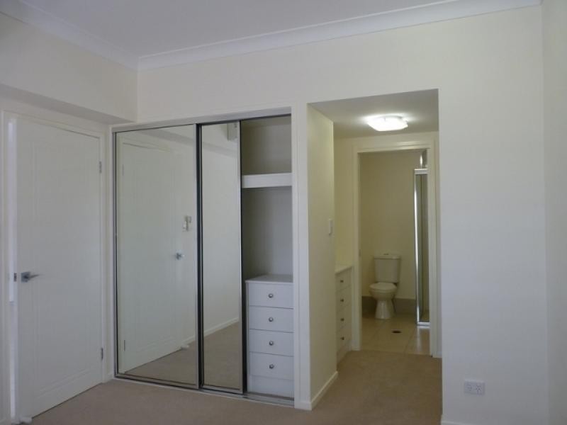 1 / 6-24 Henry Street, West End QLD 4810