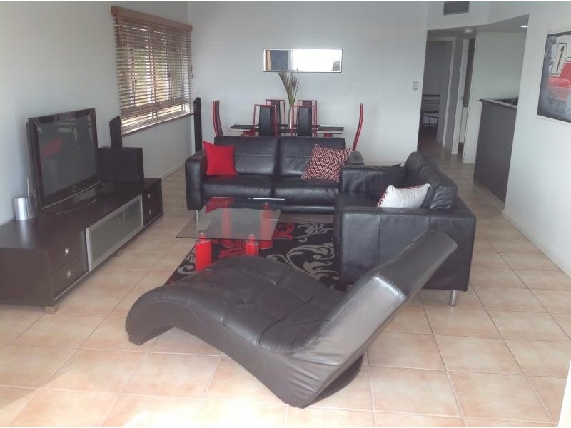 1 Stanton Terrace, Townsville City QLD 4810