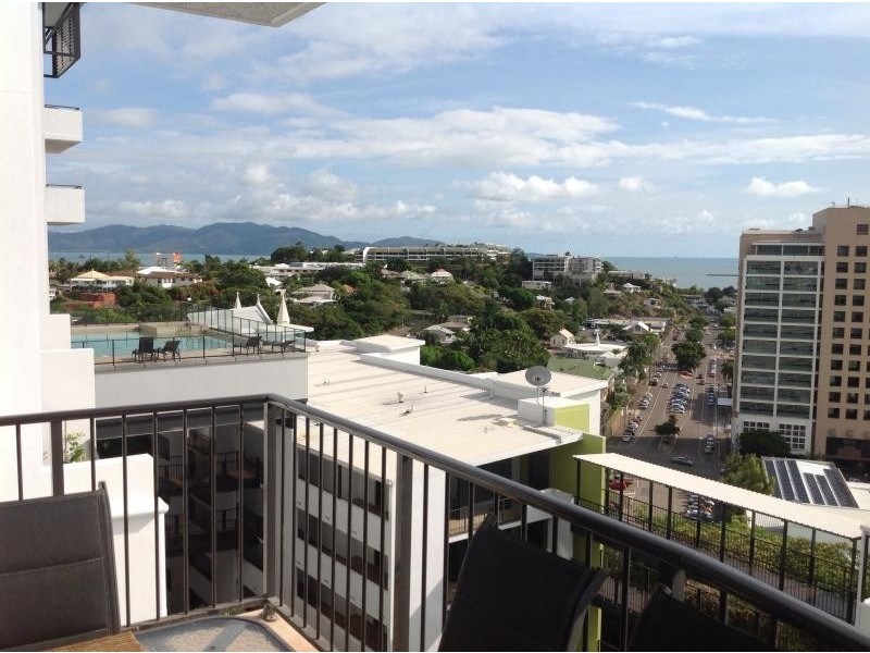 1 Stanton Terrace, Townsville City QLD 4810