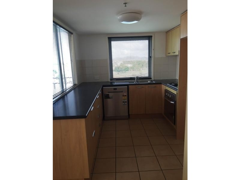 86-124 Ogden street, Townsville City QLD 4810