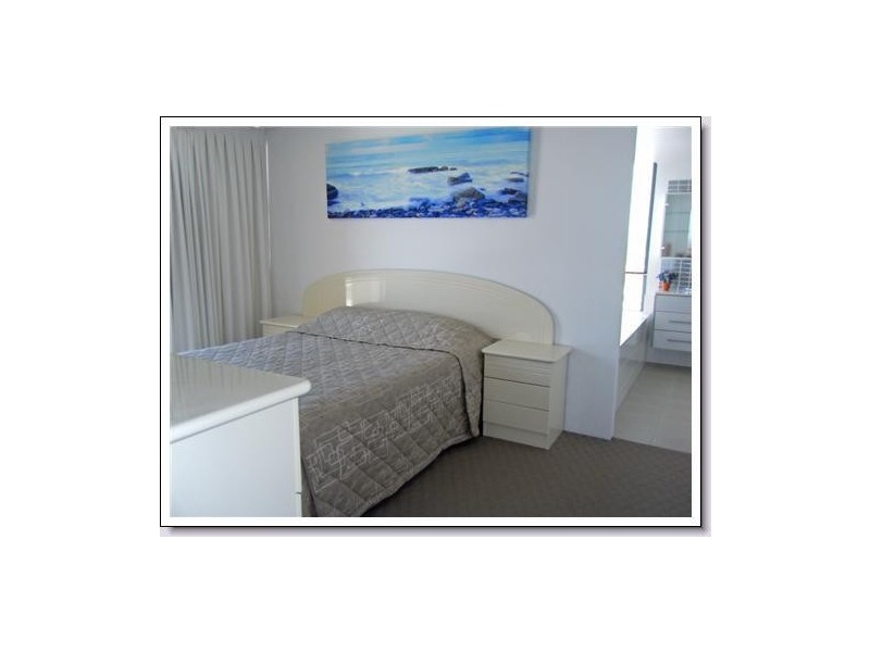 105 Scarborough Street, Southport QLD 4215