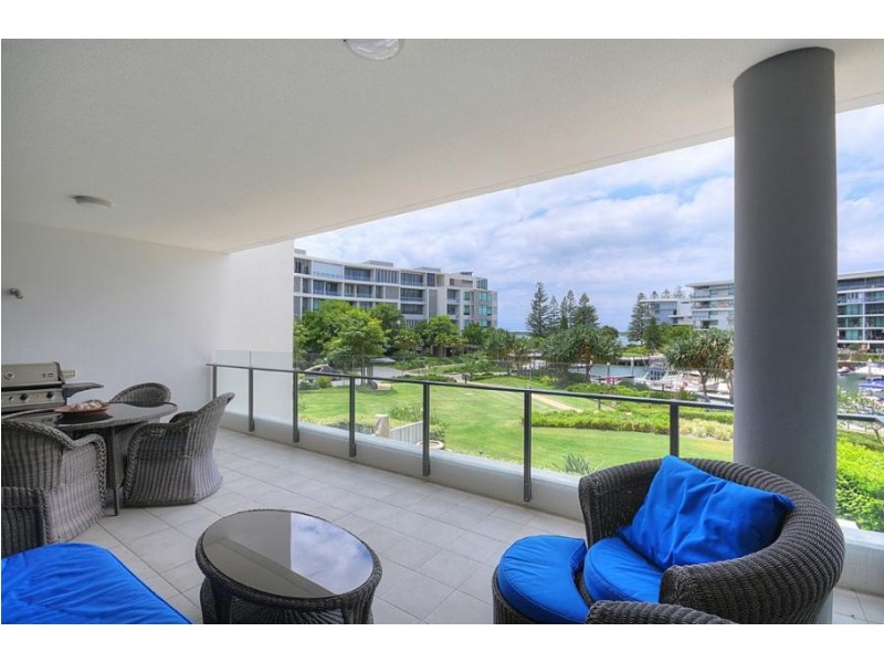 323 Bayview Street, Hollywell QLD 4216