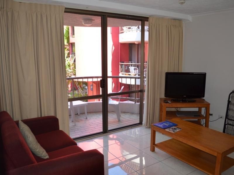 38 Enderley Ave, Surfers Paradise QLD 4217