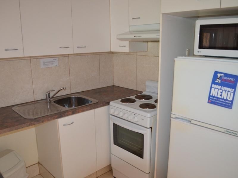 38 Enderley Ave, Surfers Paradise QLD 4217