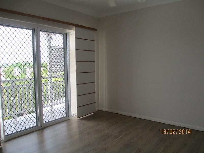 11 / 42 Warburton Street, North Ward QLD 4810