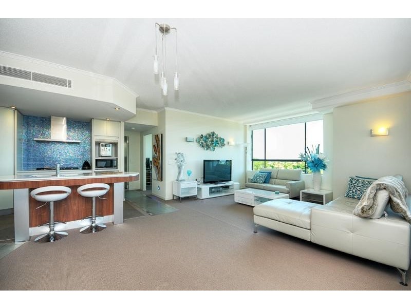 20 Bayview Street, Runaway Bay QLD 4216