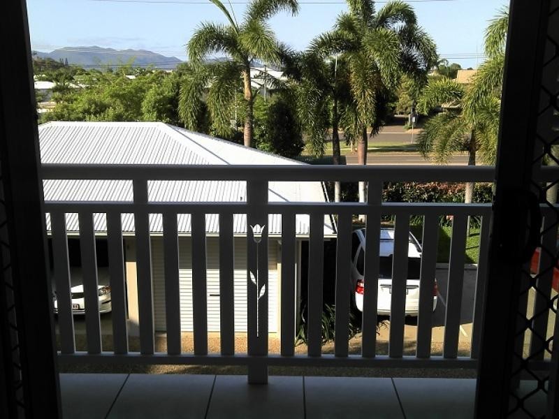 7 / 42 Warburton Street, North Ward QLD 4810