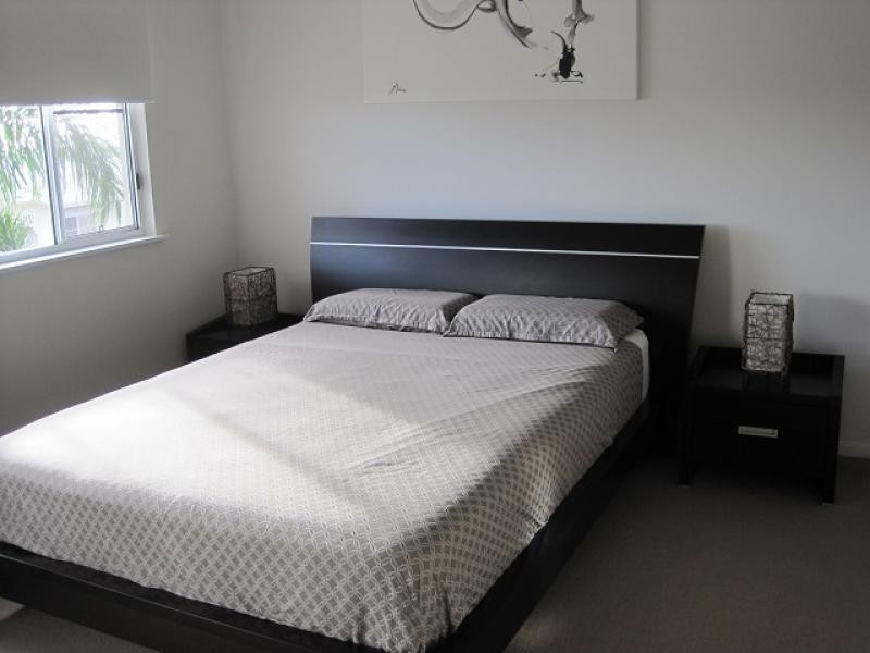 77 / 42 Warburton Street, North Ward QLD 4810