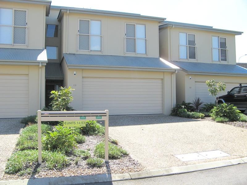 13 / 582 Manly Road, Wakerley QLD 4154