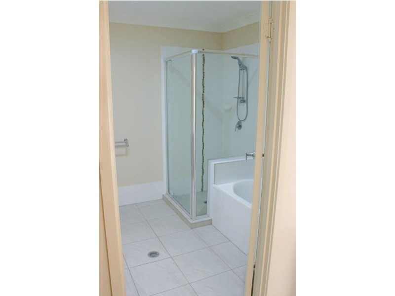 13 / 582 Manly Road, Wakerley QLD 4154