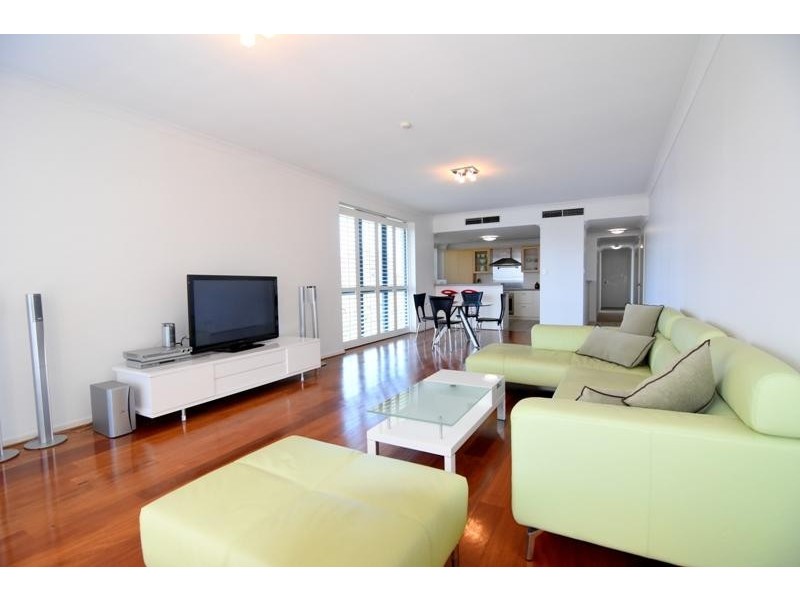 35 Ferry Street, Kangaroo Point QLD 4169