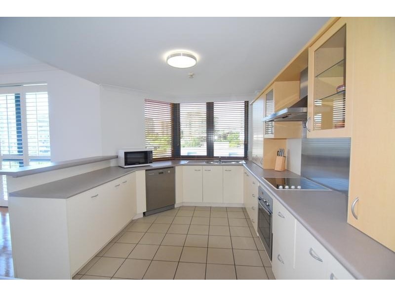 35 Ferry Street, Kangaroo Point QLD 4169