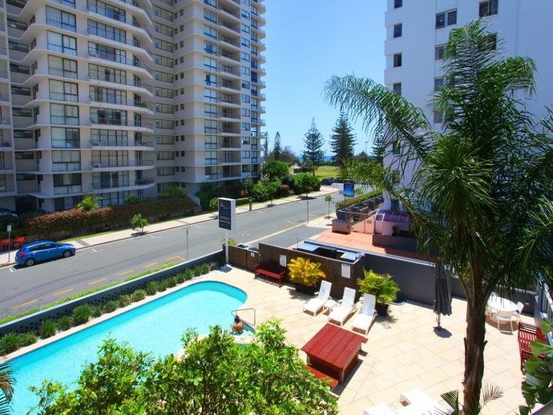 2 Albert Avenue, Broadbeach QLD 4218