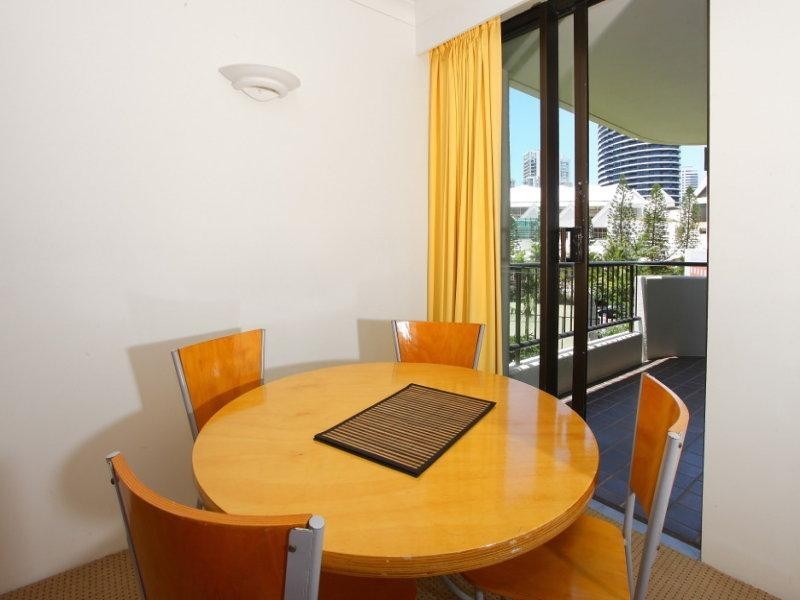 2 Albert Avenue, Broadbeach QLD 4218