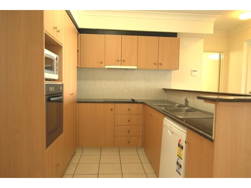45 Deakin Street, Kangaroo Point QLD 4169