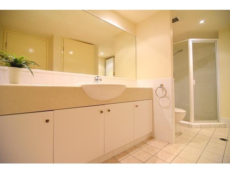 45 Deakin Street, Kangaroo Point QLD 4169