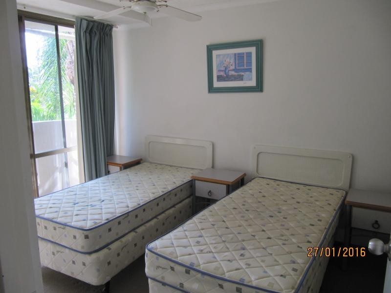 38 Enderley Avenue, Surfers Paradise QLD 4217