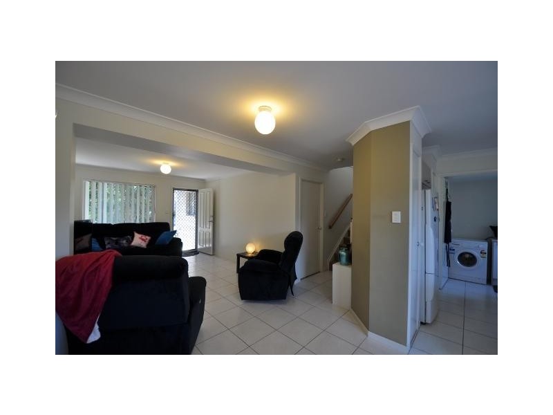 130 Jutland Street, Oxley QLD 4075