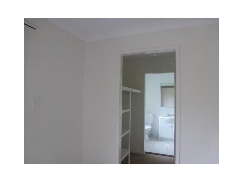 130 Jutland Street, Oxley QLD 4075