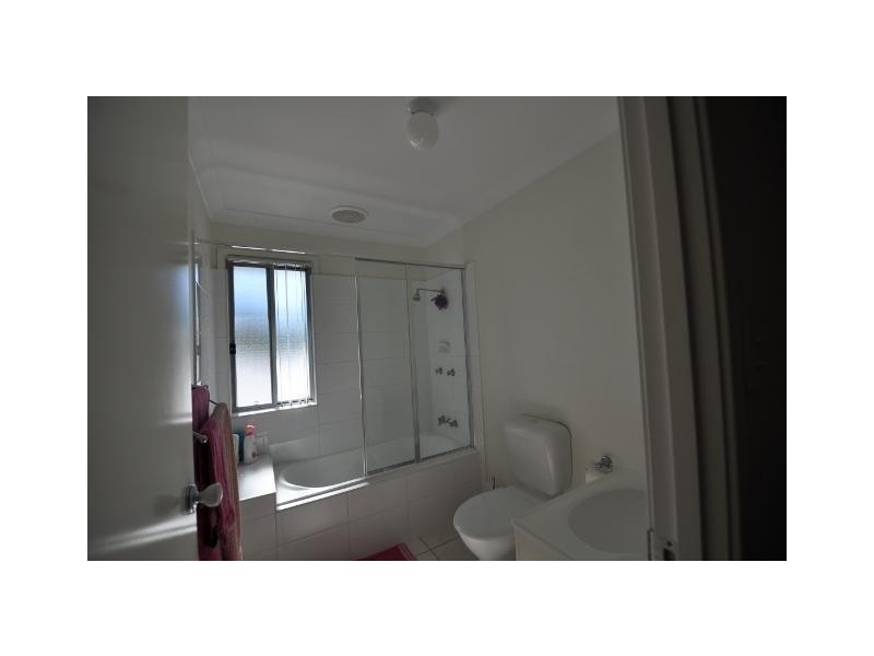 130 Jutland Street, Oxley QLD 4075