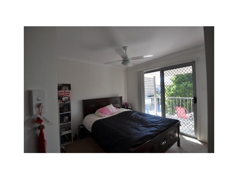 130 Jutland Street, Oxley QLD 4075