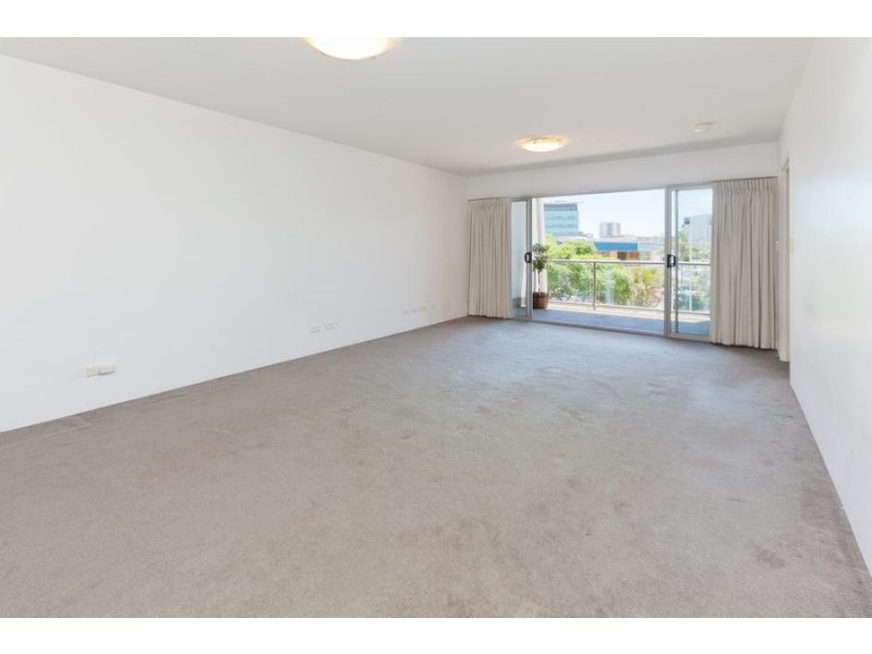 1 Ella St, Newstead QLD 4006
