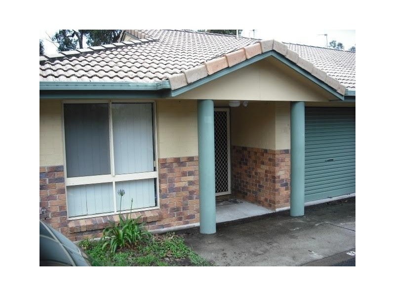 31 Simpons Road, Elanora QLD 4221