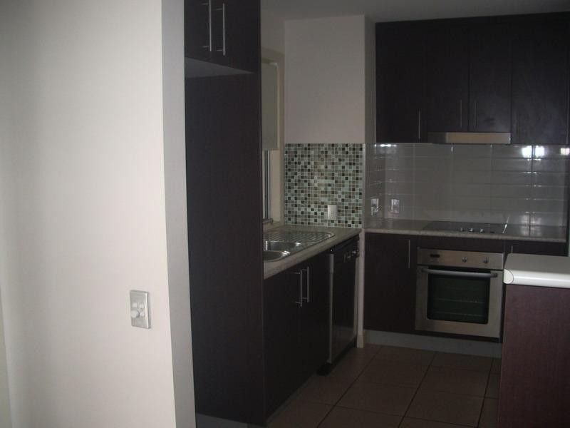 4 / 230 Pulgul St, Urangan QLD 4655